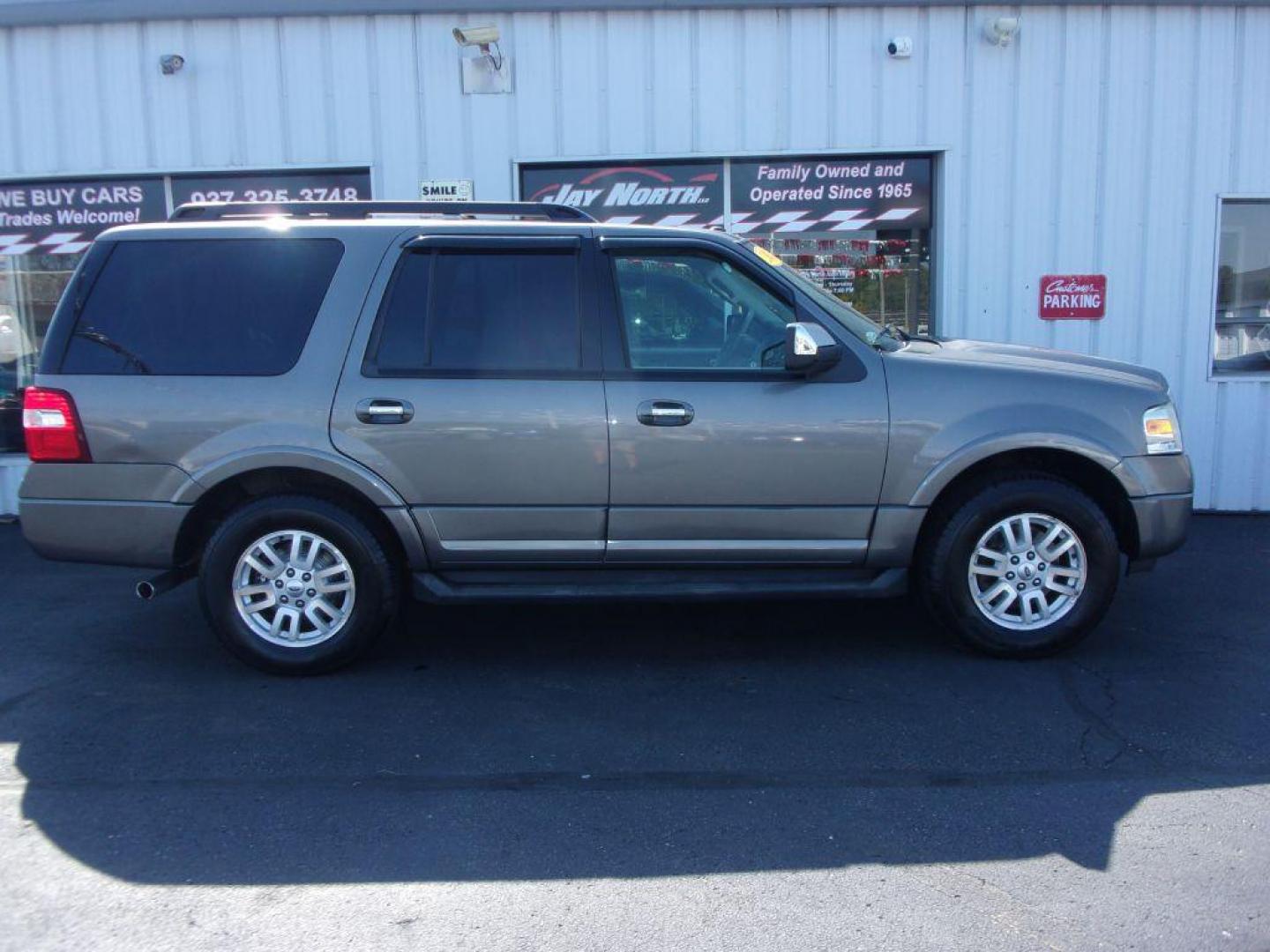 2013 GRAY FORD EXPEDITION XLT (1FMJU1H53DE) with an 5.4L engine, Automatic transmission, located at 501 E. Columbia St., Springfield, OH, 45503, (800) 262-7122, 39.925262, -83.801796 - *** New Tires *** 5.4L RWD *** 3RD Row Seating *** Serviced and Detailed ***( Moonroof needs repaired to be used ) *** Jay North Auto has offered hand picked vehicles since 1965! Our customer's enjoy a NO pressure buying experience with a small town feel. All of our vehicles get fully inspected - Photo#0