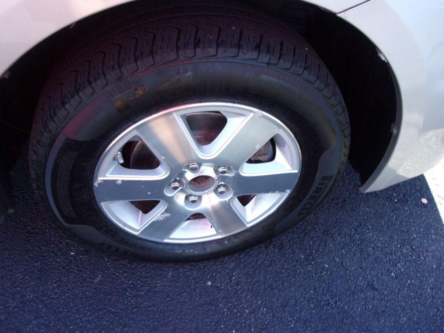 2010 SILVER TOYOTA SIENNA CE (5TDKK4CCXAS) with an 3.5L engine, Automatic transmission, located at 501 E. Columbia St., Springfield, OH, 45503, (800) 262-7122, 39.925262, -83.801796 - *** 2 Owner Clean CarFax w/ 35 Service Records *** CE *** 3.5L V6 *** Serviced and Detailed *** Jay North Auto has offered hand picked vehicles since 1965! Our customer's enjoy a NO pressure buying experience with a small town feel. All of our vehicles get fully inspected and detailed. We are a - Photo#20