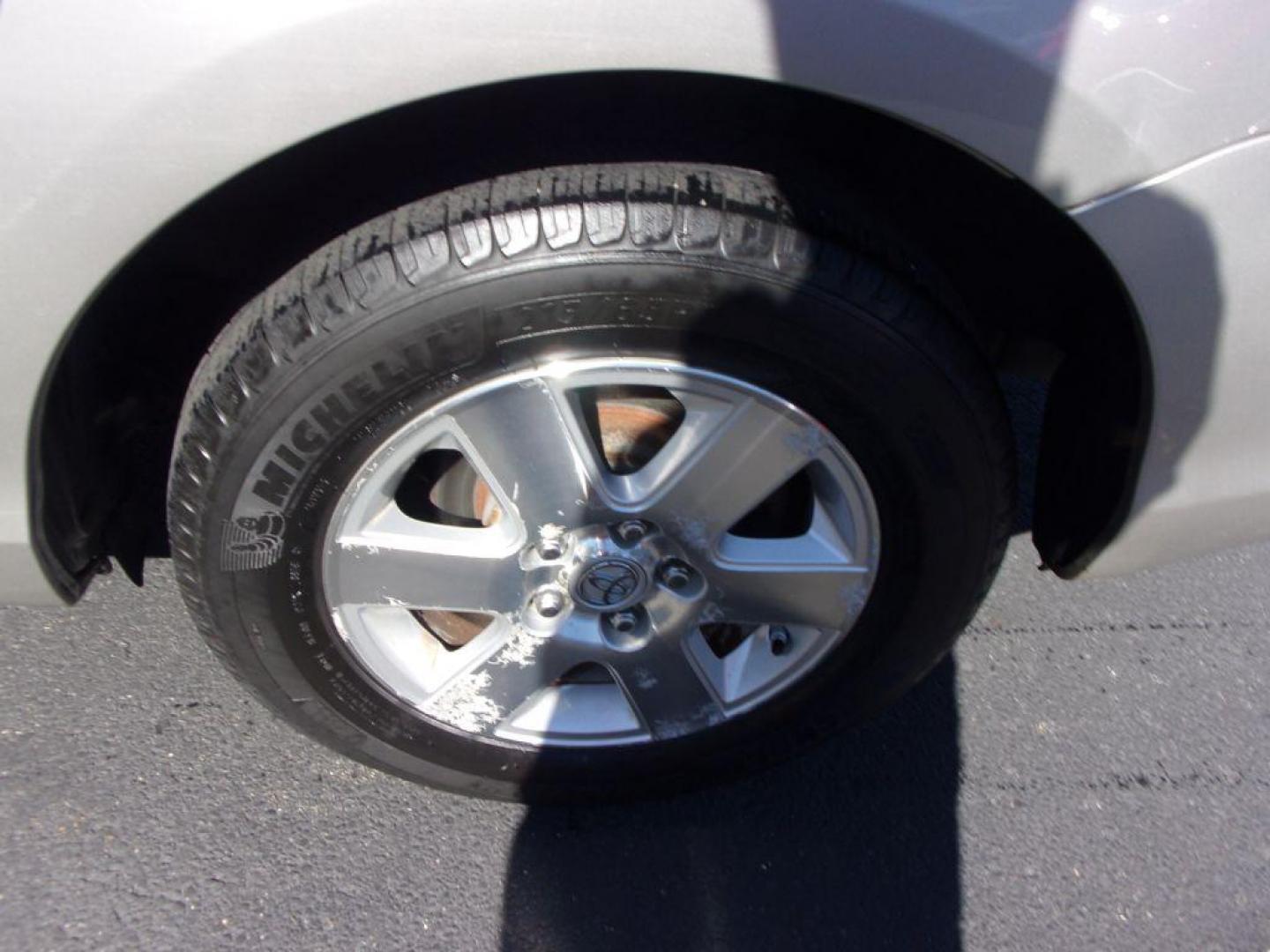 2010 SILVER TOYOTA SIENNA CE (5TDKK4CCXAS) with an 3.5L engine, Automatic transmission, located at 501 E. Columbia St., Springfield, OH, 45503, (800) 262-7122, 39.925262, -83.801796 - *** 2 Owner Clean CarFax w/ 35 Service Records *** CE *** 3.5L V6 *** Serviced and Detailed *** Jay North Auto has offered hand picked vehicles since 1965! Our customer's enjoy a NO pressure buying experience with a small town feel. All of our vehicles get fully inspected and detailed. We are a - Photo#22