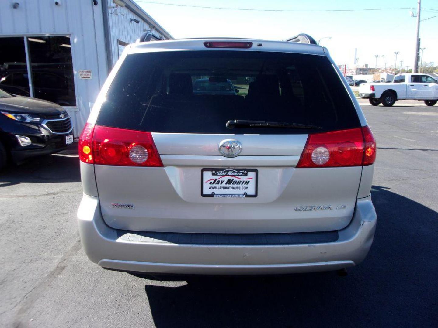 2010 SILVER TOYOTA SIENNA CE (5TDKK4CCXAS) with an 3.5L engine, Automatic transmission, located at 501 E. Columbia St., Springfield, OH, 45503, (800) 262-7122, 39.925262, -83.801796 - *** 2 Owner Clean CarFax w/ 35 Service Records *** CE *** 3.5L V6 *** Serviced and Detailed *** Jay North Auto has offered hand picked vehicles since 1965! Our customer's enjoy a NO pressure buying experience with a small town feel. All of our vehicles get fully inspected and detailed. We are a - Photo#4