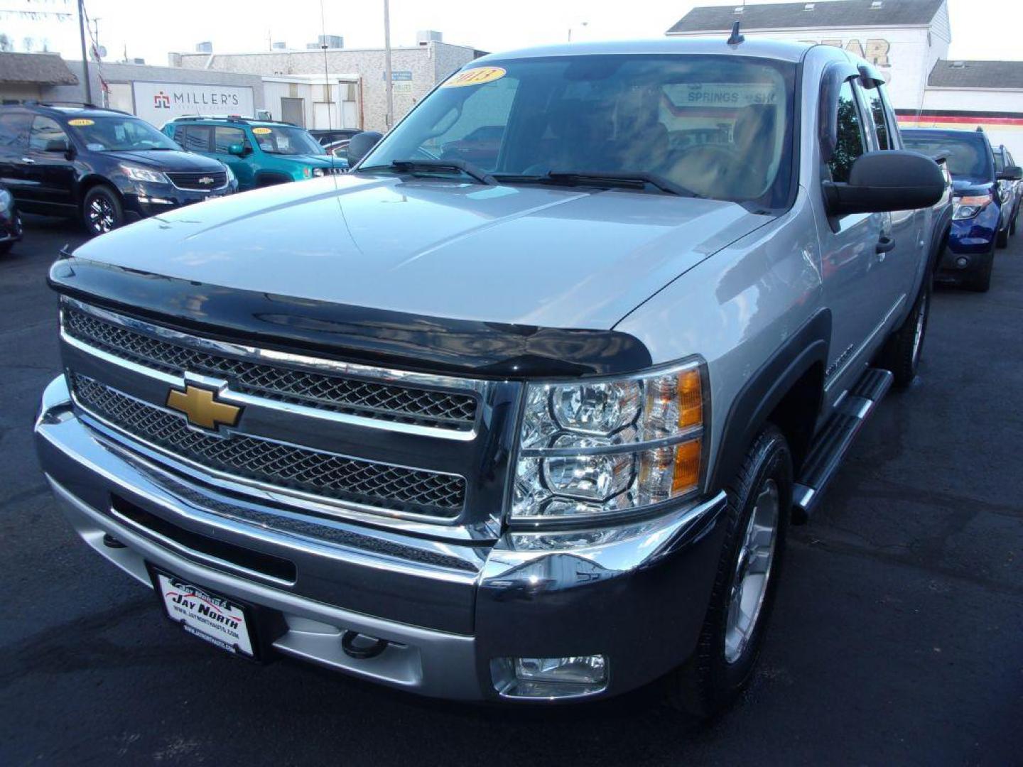 2013 SILVER CHEVROLET SILVERADO 1500 LT (1GCRCSE09DZ) with an 5.3L engine, Automatic transmission, located at 501 E. Columbia St., Springfield, OH, 45503, (800) 262-7122, 39.925262, -83.801796 - *** Serviced and Detailed *** Clean CarFax *** Z71 2WD *** Jay North Auto has offered hand picked vehicles since 1965! Our customer's enjoy a NO pressure buying experience with a small town feel. All of our vehicles get fully inspected and detailed. We are a preferred dealer for many local credi - Photo#3