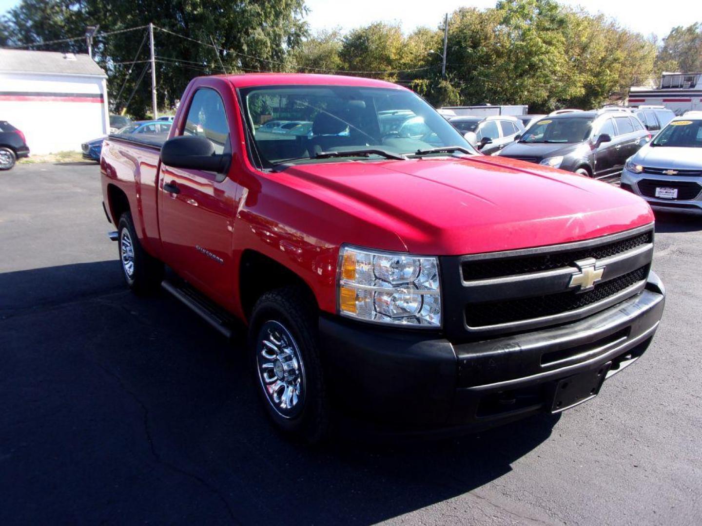 2010 RED CHEVROLET SILVERADO 1500 REGULAR CAB (1GCPCPEX1AZ) with an 4.3L engine, Automatic transmission, located at 501 E. Columbia St., Springfield, OH, 45503, (800) 262-7122, 39.925262, -83.801796 - *** NICE *** Serviced and Detailed *** 4.3L V6 *** Jay North Auto has offered hand picked vehicles since 1965! Our customer's enjoy a NO pressure buying experience with a small town feel. All of our vehicles get fully inspected and detailed. We are a preferred dealer for many local credit unions - Photo#2