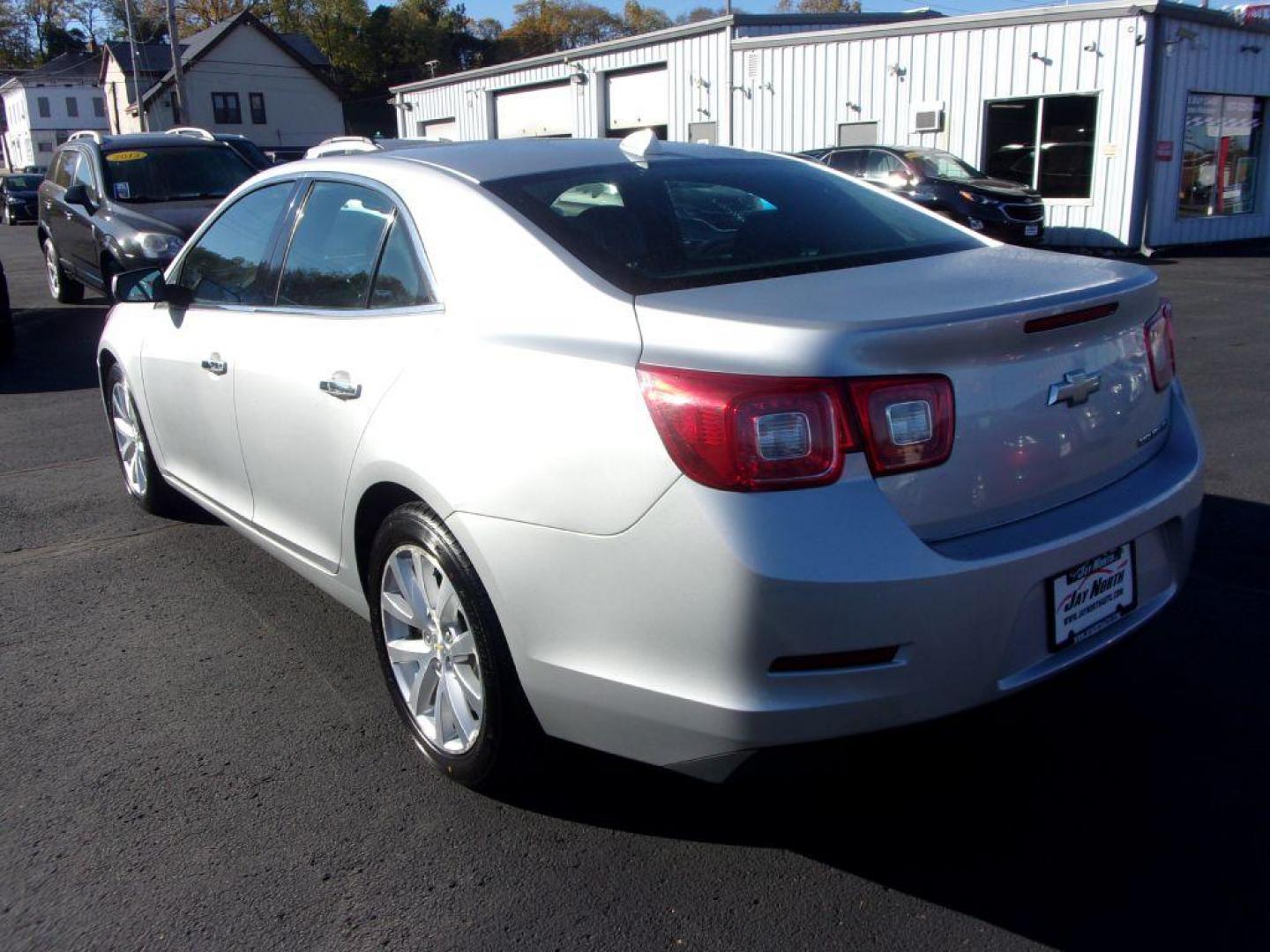 2013 SILVER CHEVROLET MALIBU LTZ (1G11H5SAXDF) with an 2.5L engine, Automatic transmission, located at 501 E. Columbia St., Springfield, OH, 45503, (800) 262-7122, 39.925262, -83.801796 - ***New Tires***New Front and Rear Pads and Rotors***LTZ***Heated Leather Seating***Serviced and Detailed*** Jay North Auto has offered hand picked vehicles since 1965! Our customer's enjoy a NO pressure buying experience with a small town feel. All of our vehicles get fully inspected and detaile - Photo#5