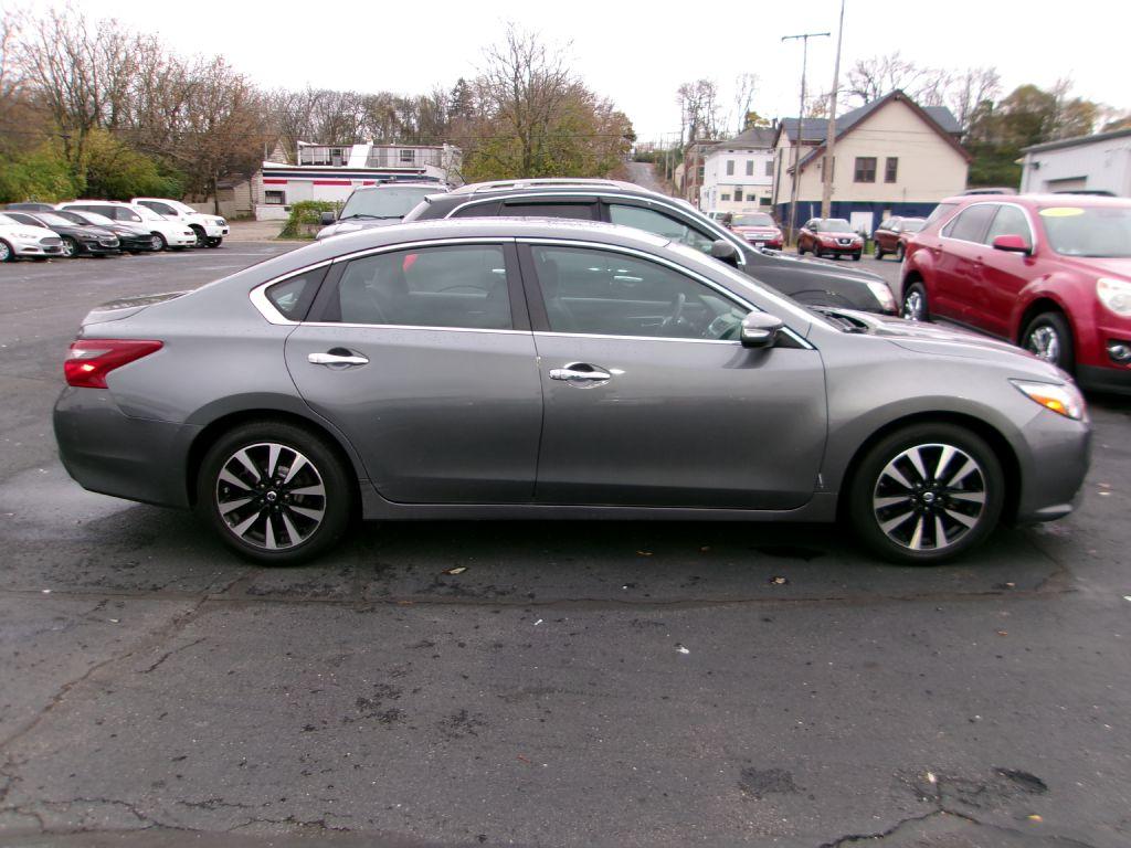 photo of 2018 NISSAN ALTIMA 2.5 SV