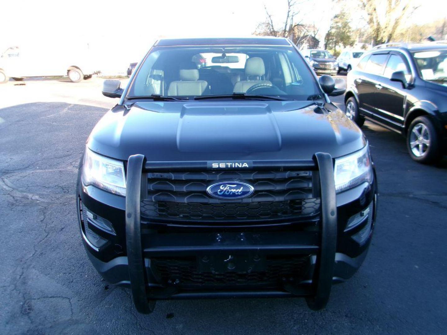 2017 BLACK FORD EXPLORER POLICE INTERCEPTOR (1FM5K8AR7HG) with an 3.7L engine, Automatic transmission, located at 501 E. Columbia St., Springfield, OH, 45503, (800) 262-7122, 39.925262, -83.801796 - Photo#1