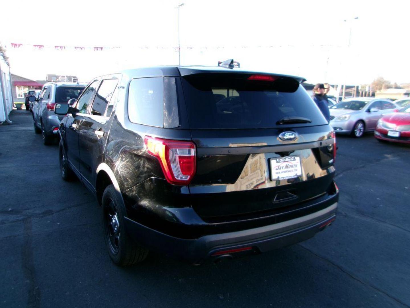 2017 BLACK FORD EXPLORER POLICE INTERCEPTOR (1FM5K8AR7HG) with an 3.7L engine, Automatic transmission, located at 501 E. Columbia St., Springfield, OH, 45503, (800) 262-7122, 39.925262, -83.801796 - Photo#4