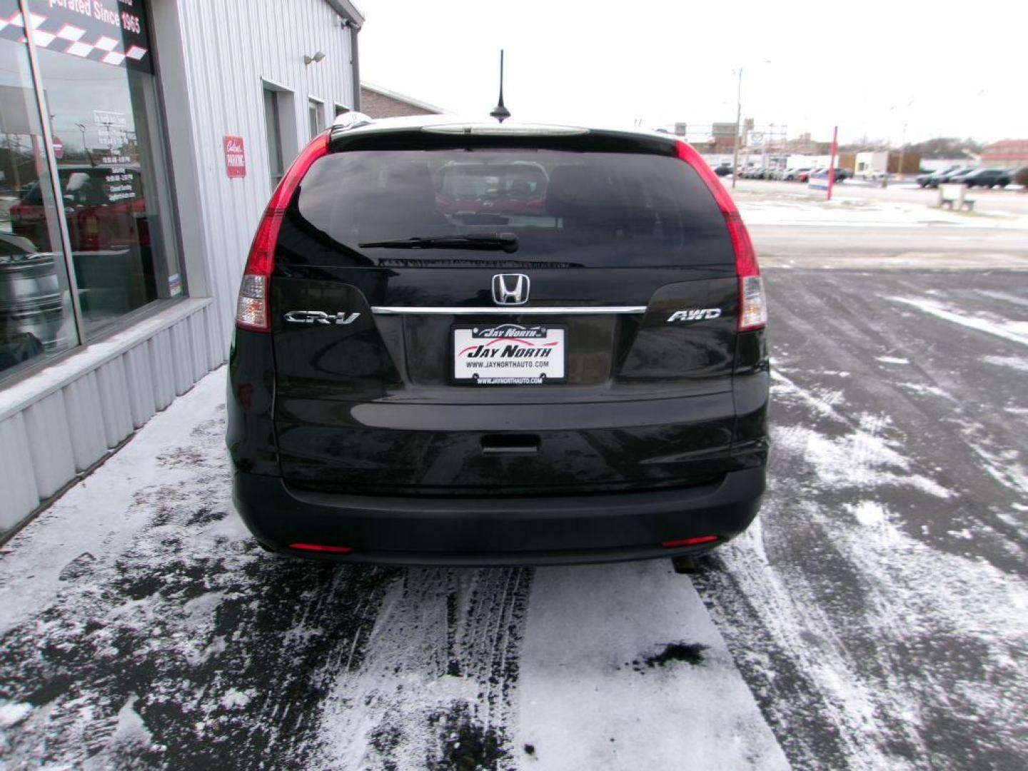 2013 GREEN HONDA CR-V EXL (5J6RM4H78DL) with an 2.4L engine, Automatic transmission, located at 501 E. Columbia St., Springfield, OH, 45503, (800) 262-7122, 39.925262, -83.801796 - ***1-Owner***Only 78k Miles***Heated Leather Seats***EXL***AWD***Serviced and Detailed*** Jay North Auto has offered hand picked vehicles since 1965! Our customer's enjoy a NO pressure buying experience with a small town feel. All of our vehicles get fully inspected and detailed. We are a pref - Photo#4