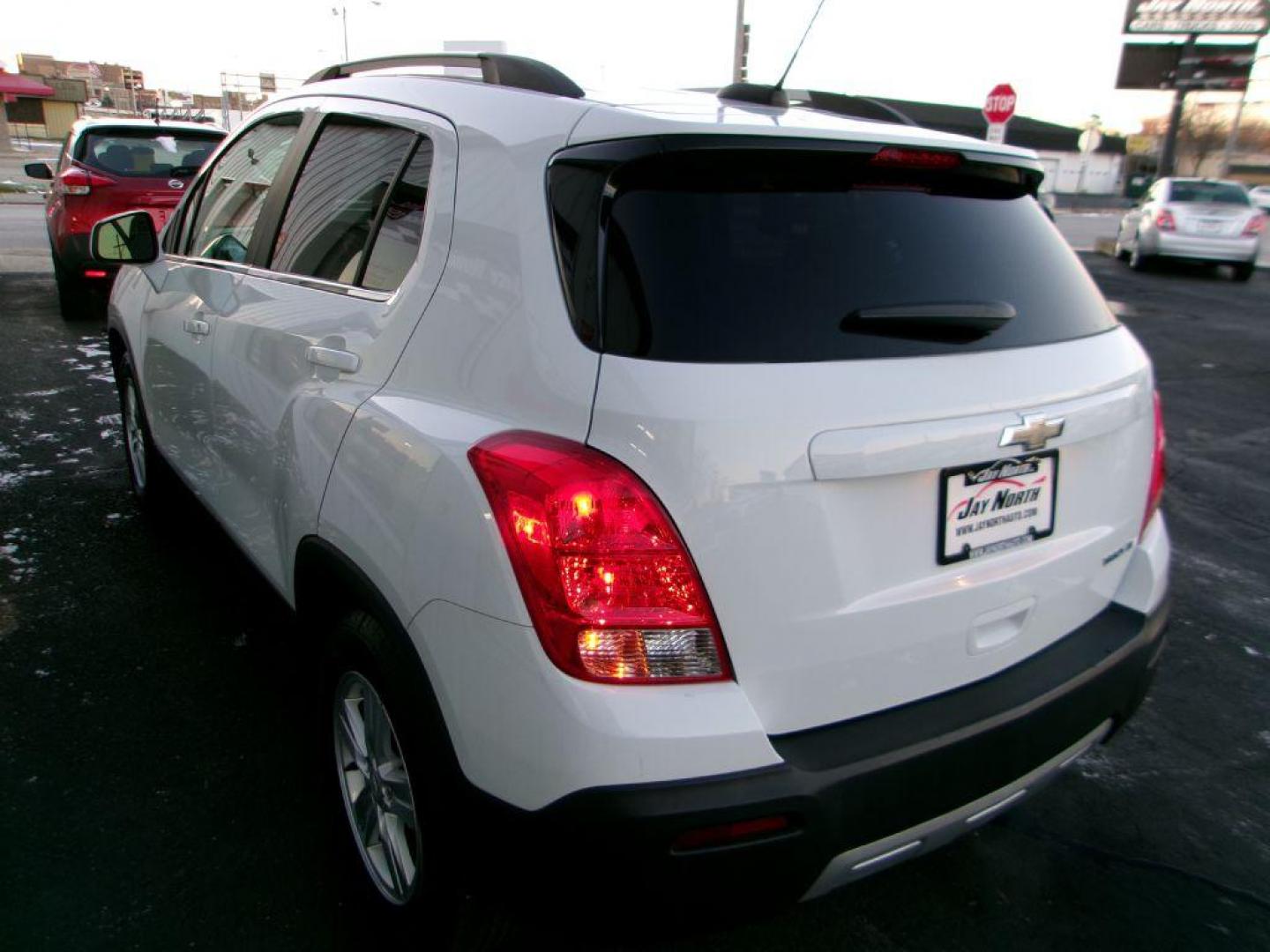 2016 WHITE CHEVROLET TRAX 1LT (KL7CJLSBXGB) with an 1.4L engine, Automatic transmission, located at 501 E. Columbia St., Springfield, OH, 45503, (800) 262-7122, 39.925262, -83.801796 - *** Serviced and Detailed *** Back Up Camera w/ Touch Screen *** FWD *** Jay North Auto has offered hand picked vehicles since 1965! Our customer's enjoy a NO pressure buying experience with a small town feel. All of our vehicles get fully inspected and detailed. We are a preferred dealer for - Photo#4