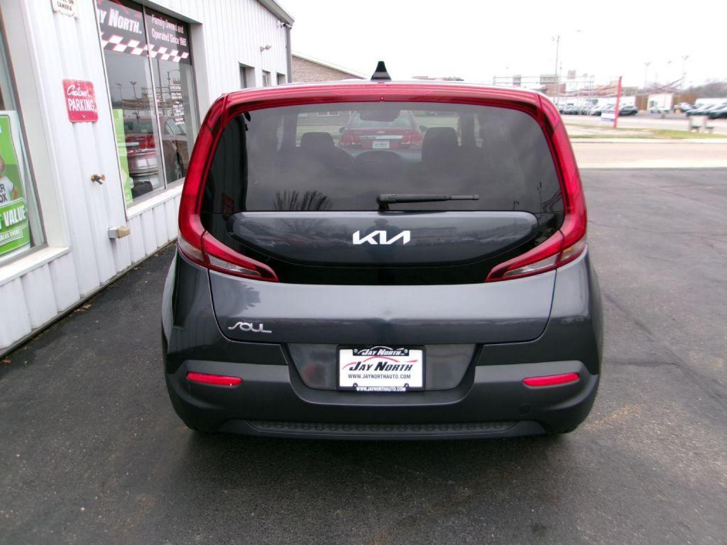 2022 GRAY KIA SOUL LX (KNDJ23AU6N7) with an 2.0L engine, Continuously Variable transmission, located at 501 E. Columbia St., Springfield, OH, 45503, (800) 262-7122, 39.925262, -83.801796 - ***1-Owner***Clean Carfax***LX***Blind Spot***New Tires***Serviced and Detailed*** Jay North Auto has offered hand picked vehicles since 1965! Our customer's enjoy a NO pressure buying experience with a small town feel. All of our vehicles get fully inspected and detailed. We are a preferred d - Photo#4