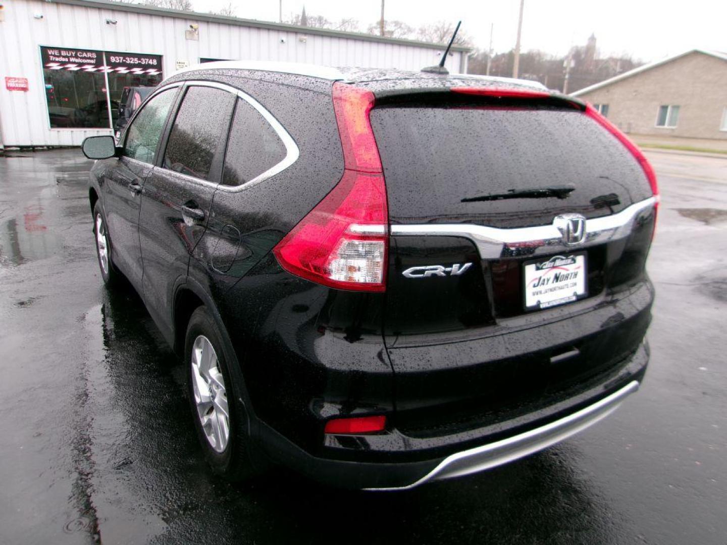 2015 BLACK HONDA CR-V EXL (2HKRM3H72FH) with an 2.4L engine, Continuously Variable transmission, located at 501 E. Columbia St., Springfield, OH, 45503, (800) 262-7122, 39.925262, -83.801796 - *** Serviced and Detailed *** Heated Leather *** Back Up Camera *** Premium Audio *** Moonroof *** Push Button Start *** Jay North Auto has offered hand picked vehicles since 1965! Our customer's enjoy a NO pressure buying experience with a small town feel. All of our vehicles get fully inspect - Photo#4