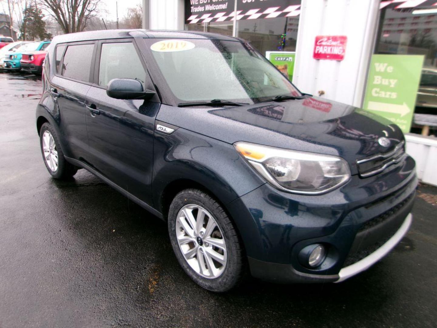 2019 BLUE KIA SOUL PLUS (KNDJP3A51K7) with an 2.0L engine, Automatic transmission, located at 501 E. Columbia St., Springfield, OH, 45503, (800) 262-7122, 39.925262, -83.801796 - *** New Tires *** 2.0L Gas Direct Injection (GDI) 4-Cyl Engine 6-Speed Automatic Transmission 17'' Alloy Wheels SAFETY Dual Front Advanced Airbags Dual Front Seat-Mounted Side Airbags Full-Length Side Curtain Airbags Lower Anchors and Tethers for Children (LATCH) Anti-Lock Braking - Photo#1