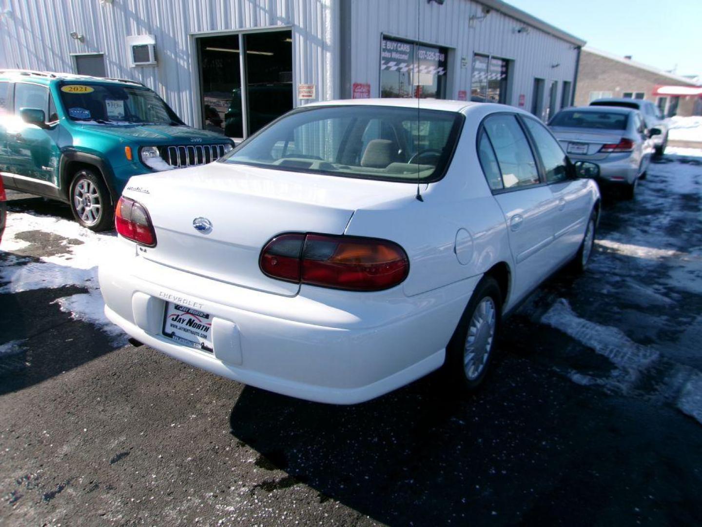 2002 WHITE CHEVROLET MALIBU (1G1ND52J12M) with an 3.1L engine, Automatic transmission, located at 501 E. Columbia St., Springfield, OH, 45503, (800) 262-7122, 39.925262, -83.801796 - *** 2 Owner *** Serviced and Detailed *** V6 *** Only 81k miles *** Jay North Auto has offered hand picked vehicles since 1965! Our customer's enjoy a NO pressure buying experience with a small town feel. All of our vehicles get fully inspected and detailed. We are a preferred dealer for many l - Photo#3