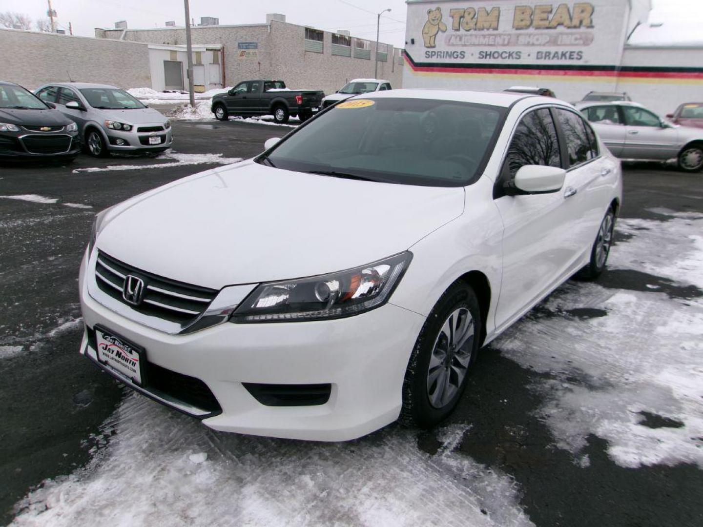 2015 WHITE HONDA ACCORD LX (1HGCR2F3XFA) with an 2.4L engine, Continuously Variable transmission, located at 501 E. Columbia St., Springfield, OH, 45503, (800) 262-7122, 39.925262, -83.801796 - *** Serviced and Detailed *** LX *** Back Up Camera *** NICE *** Jay North Auto has offered hand picked vehicles since 1965! Our customer's enjoy a NO pressure buying experience with a small town feel. All of our vehicles get fully inspected and detailed. We are a preferred dealer for many local - Photo#6