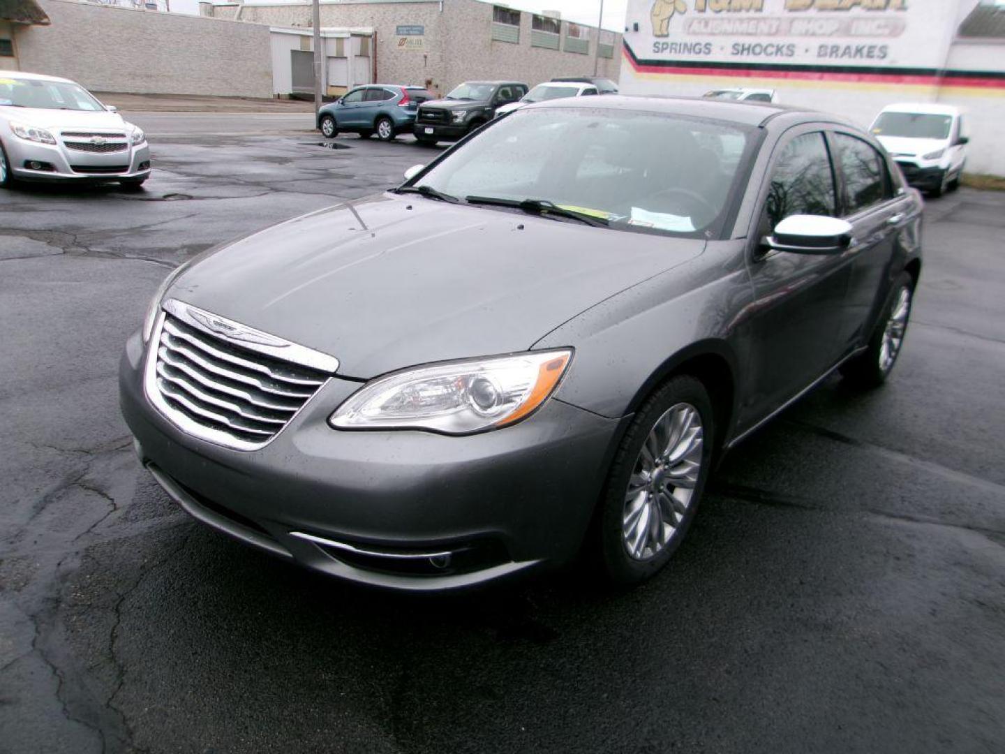 2012 GRAY CHRYSLER 200 LIMITED (1C3CCBCBXCN) with an 2.4L engine, Automatic transmission, located at 501 E. Columbia St., Springfield, OH, 45503, (800) 262-7122, 39.925262, -83.801796 - *** New Tires *** Serviced and Detailed *** Remote Start *** Heated Leather Seating *** Premium Audio *** Clean CarFax with 22 Service Records *** Jay North Auto has offered hand picked vehicles since 1965! Our customer's enjoy a NO pressure buying experience with a small town feel. All of our - Photo#6