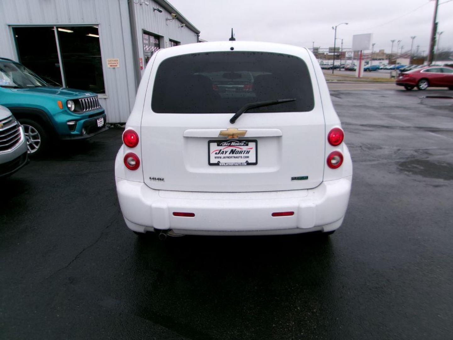 2010 WHITE CHEVROLET HHR LS (3GNBAADB7AS) with an 2.2L engine, Automatic transmission, located at 501 E. Columbia St., Springfield, OH, 45503, (800) 262-7122, 39.925262, -83.801796 - *** New Struts *** LS *** Low Miles *** Moonroof *** Serviced and Detailed *** Jay North Auto has offered hand picked vehicles since 1965! Our customer's enjoy a NO pressure buying experience with a small town feel. All of our vehicles get fully inspected and detailed. We are a preferred dealer - Photo#4