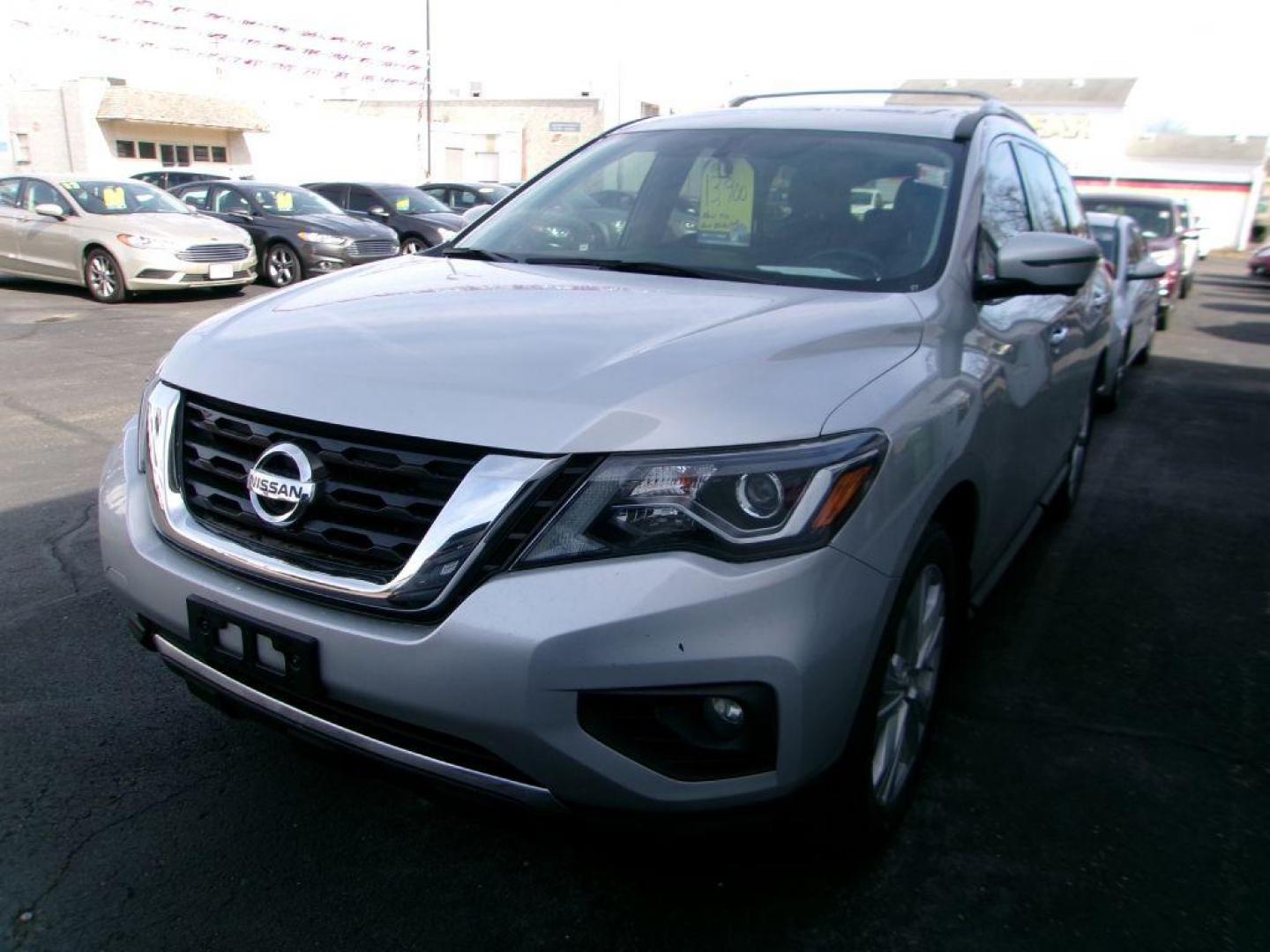 2018 SILVER NISSAN PATHFINDER SL (5N1DR2MM7JC) with an 3.5L engine, Continuously Variable transmission, located at 501 E. Columbia St., Springfield, OH, 45503, (800) 262-7122, 39.925262, -83.801796 - ***Clean Carfax***New Tires***New Front and Rear Pads and Rotors***SL***Heated leather Seating***Moonroof***3rd Row Seating***Serviced and Detailed*** Heated Steering Wheel *** Blind Spot *** Jay North Auto has offered hand picked vehicles since 1965! Our customer's enjoy a NO pressure buying - Photo#2