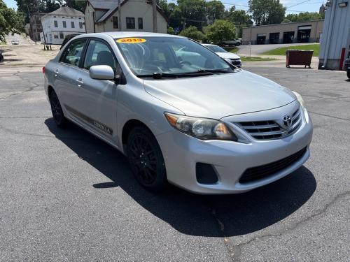2013 TOYOTA COROLLA LE